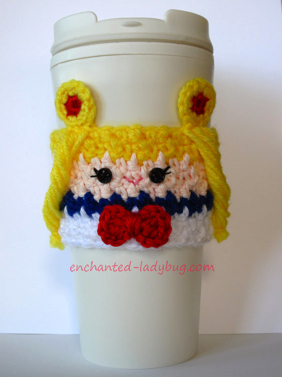 Mickey Mouse Coffee Cozy :: Free Crochet Pattern